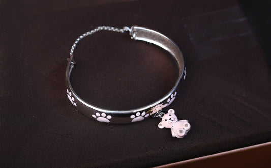 silver studded bracelet kids paw print motif 925 detail