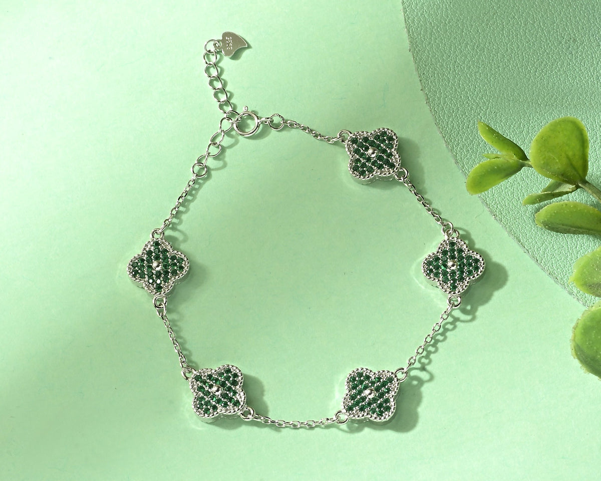 925 silver minimal flower bracelet flat lay