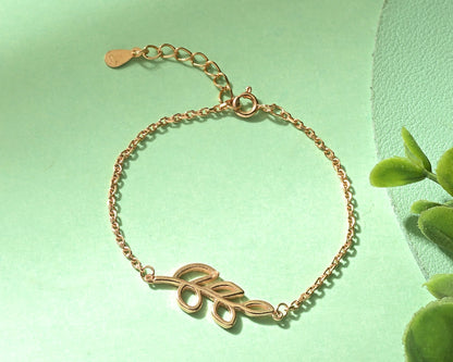 Puremoon Minimalist 925 Silver Leaf Bracelet for Women – Dainty Nature-Inspired Design