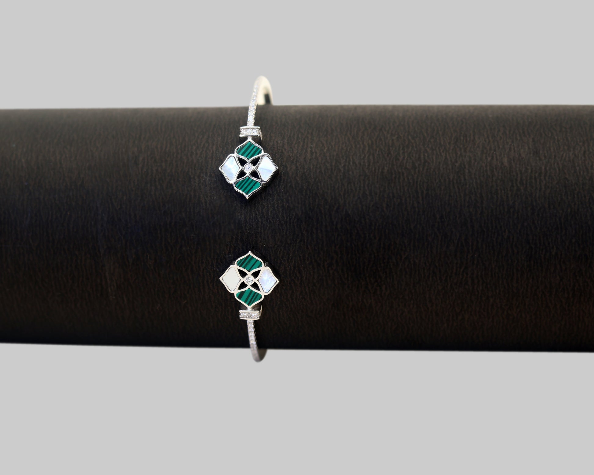 silver studded bracelet malachite green motif stone detail