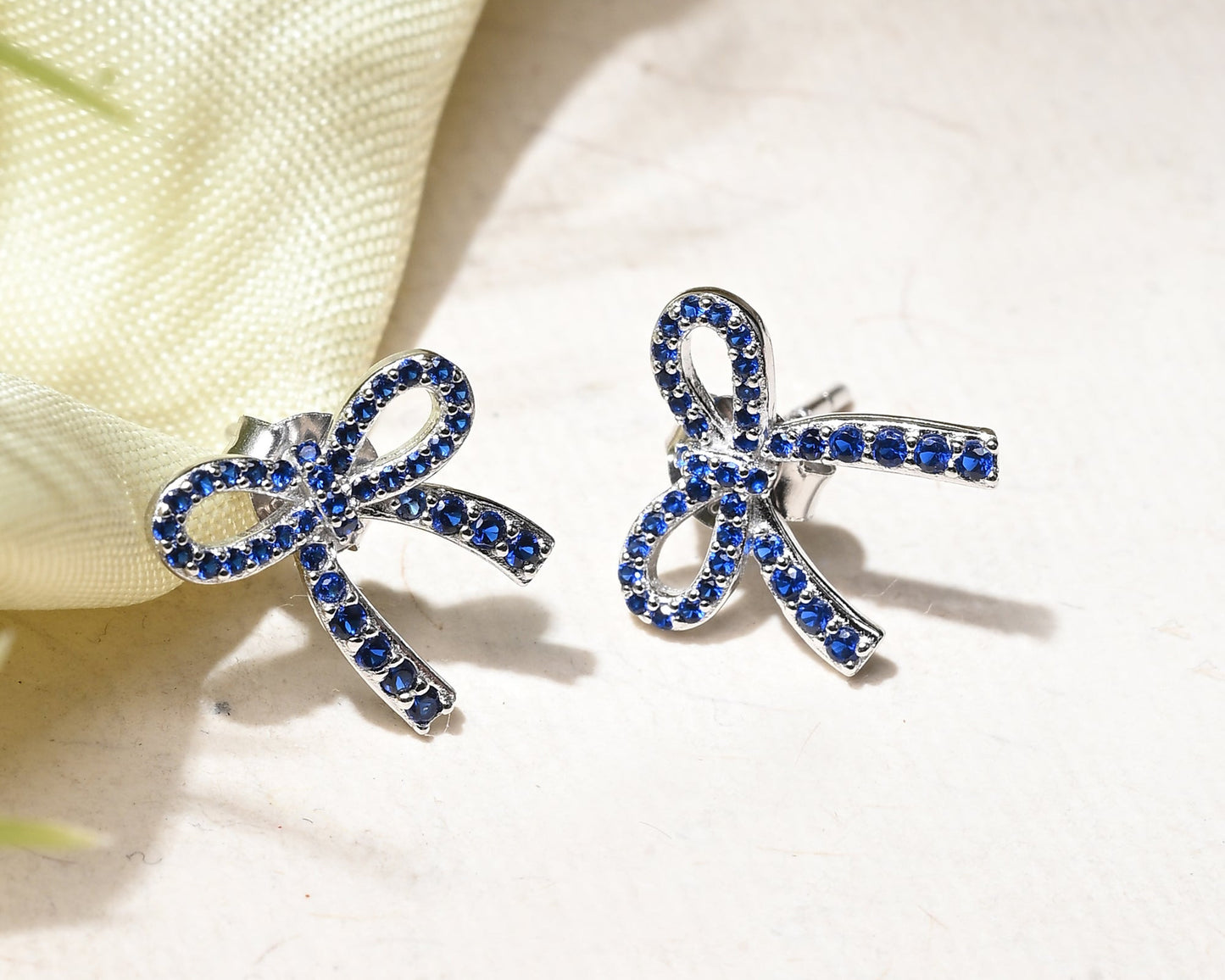 Puremoon 925 Sterling Silver Ribbon Knot Stud Earrings for Women