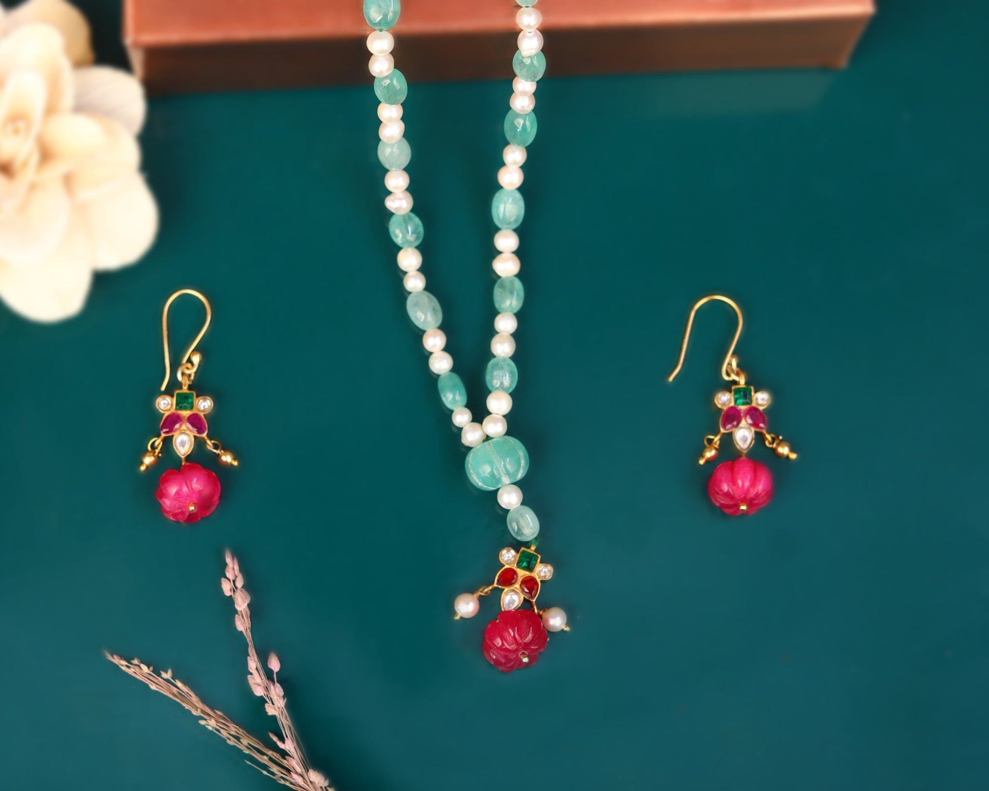 multi layered sterling silver necklace coral green bead set